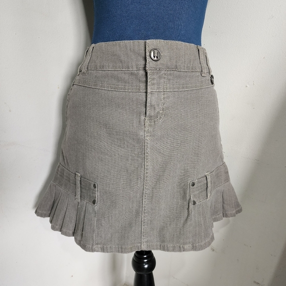 Golf Women Dresses & Skirts - Golf Women Pleated Mini Skirt